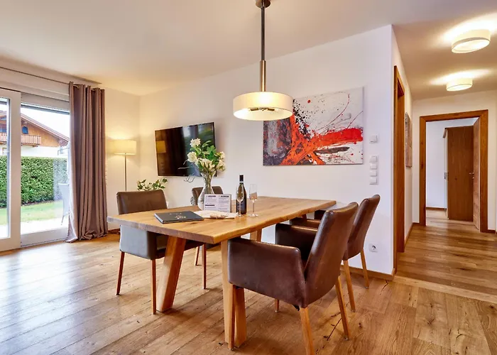 Mountain Γκάρμις-Παρτενκίρχεν